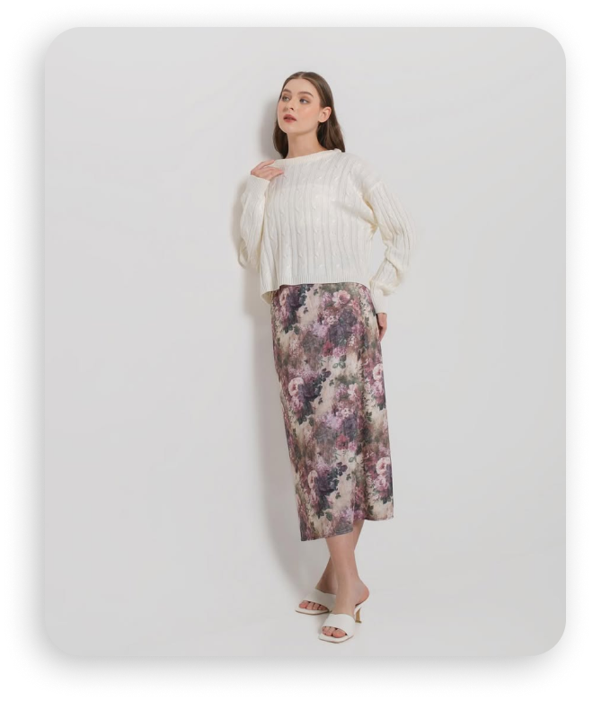 Model wearing Outernity